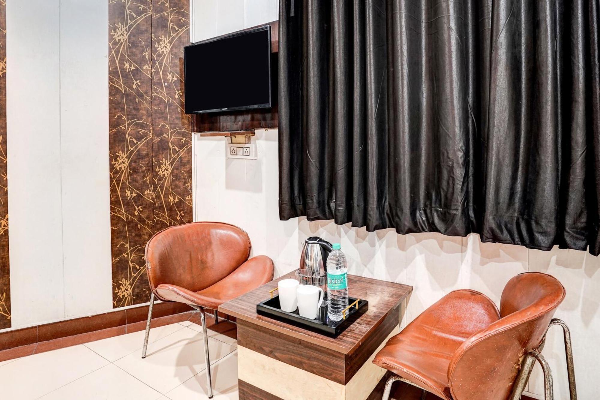 Super Hotel O Bg Hotel فريد آباد المظهر الخارجي الصورة