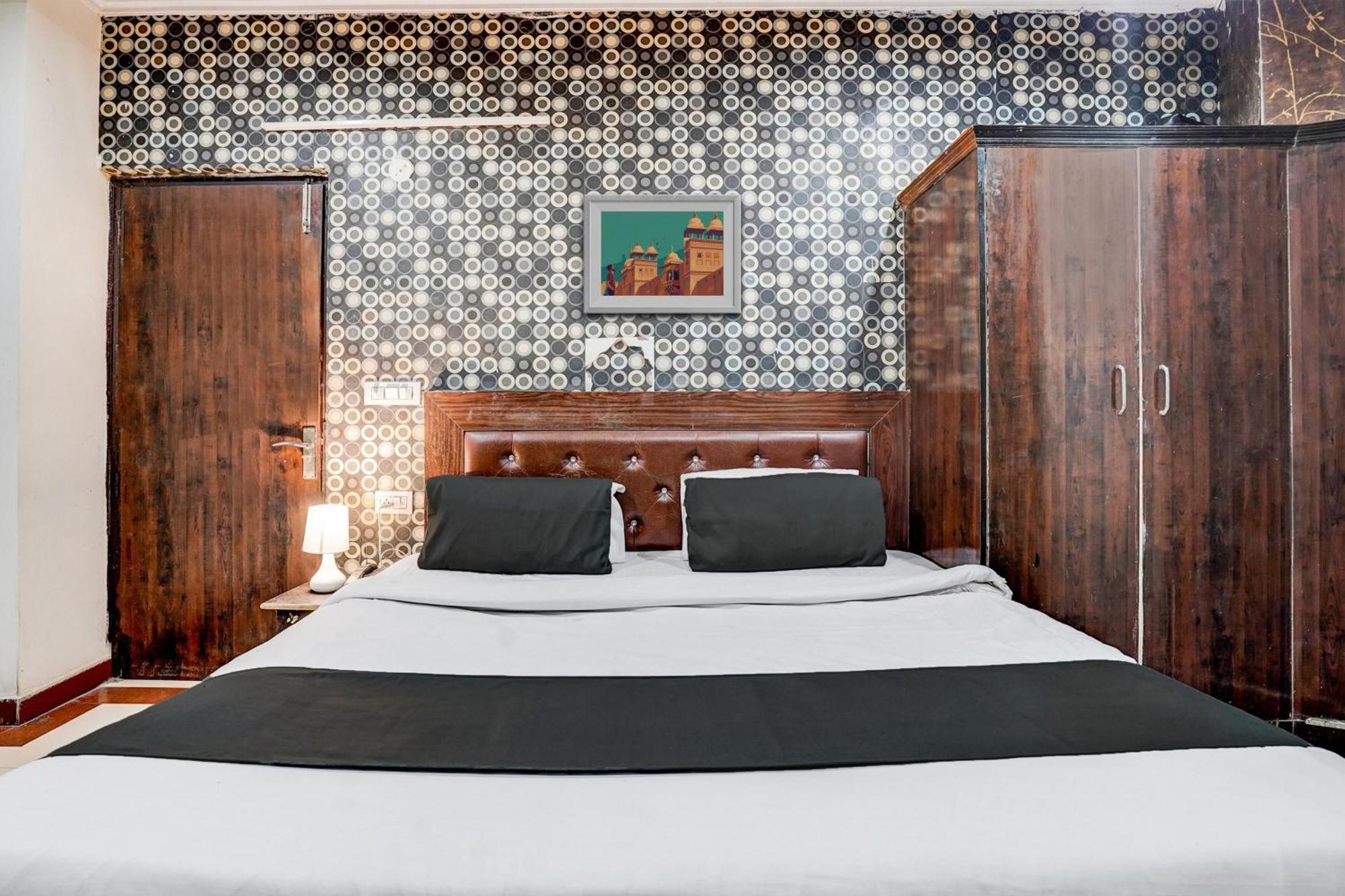 Super Hotel O Bg Hotel فريد آباد المظهر الخارجي الصورة